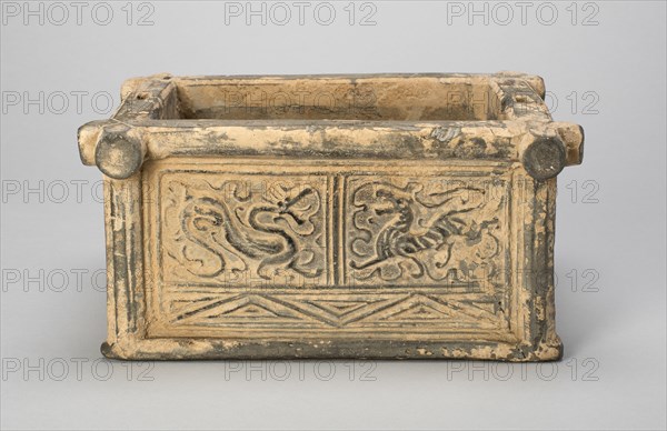 Rectangular Wellhead, Han dynasty (206 B.C.-A.D. 220), 1st century B.C./A.D. Creator: Unknown.