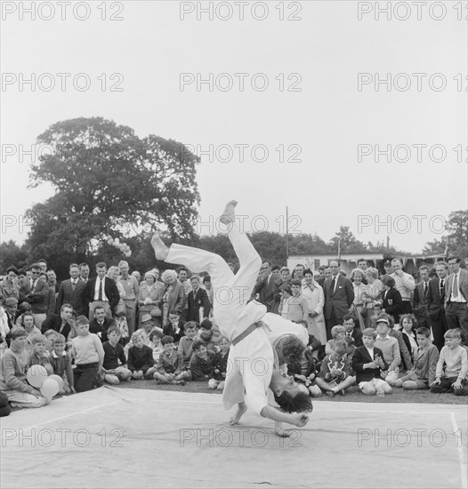 Laing Sports Ground, Rowley Lane, Elstree, Barnet, London, 17/06/1961. Creator: John Laing plc.