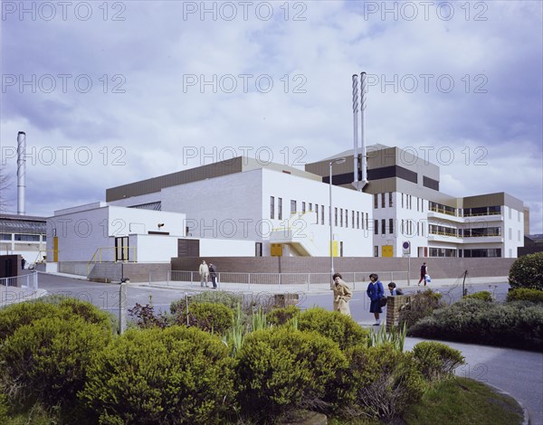 Mayday Hospital, London Road, West Thornton, Croydon, London, 25/04/1983. Creator: John Laing plc.