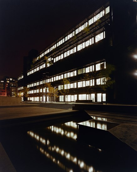 1 Finsbury Avenue, Broadgate, City of London, 03/09/1984. Creator: John Laing plc.