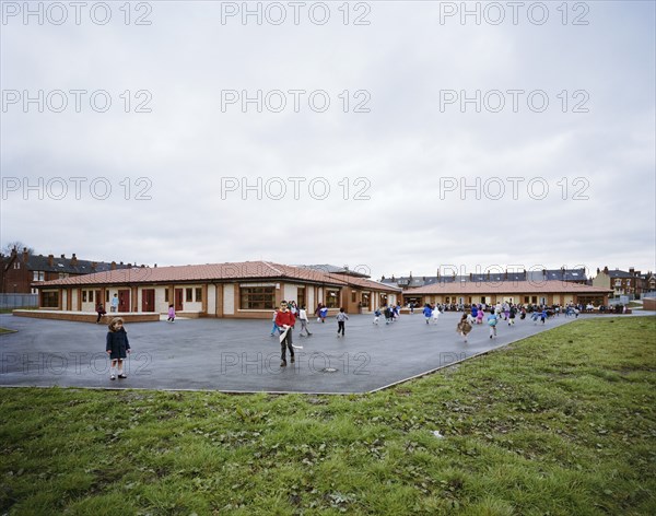 Harehills Primary School, Markham Avenue, Harehills, Leeds, 09/03/1989. Creator: John Laing plc.