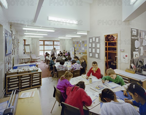 Harehills Primary School, Markham Avenue, Harehills, Leeds, 09/03/1989. Creator: John Laing plc.