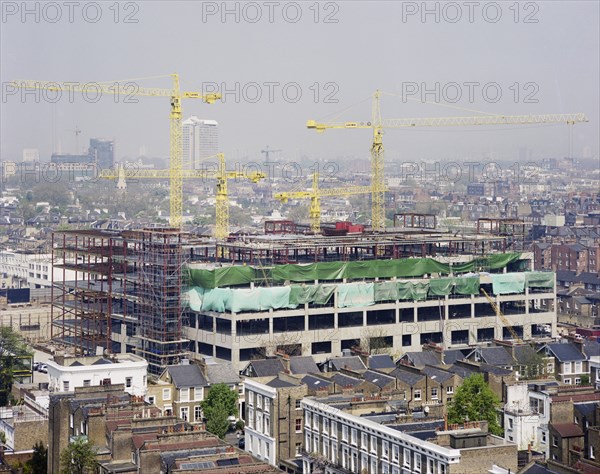 Chelsea and Westminster Hospital, Fulham Road, Kensington and Chelsea, London, 30/04/1990. Creator: John Laing plc.