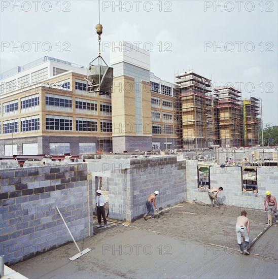 Chelsea and Westminster Hospital, Fulham Road, Kensington and Chelsea, London, 01/08/1991. Creator: John Laing plc.