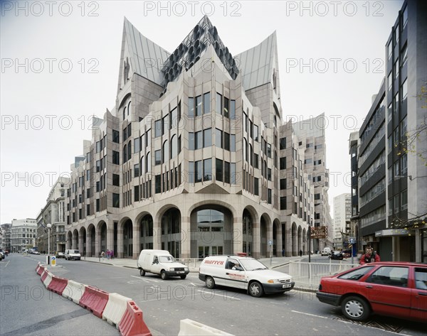 3 Minster Court, Mincing Lane, City of London, 01/10/1993. Creator: John Laing plc.