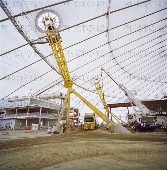 Millennium Dome, Drawdock Road, Greenwich, London, 28/01/1999. Creator: John Laing plc.