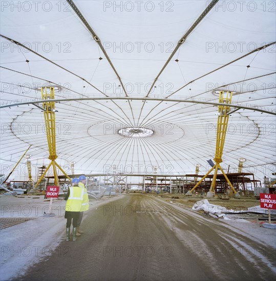 Millennium Dome, Drawdock Road, Greenwich, London, 28/01/1999. Creator: John Laing plc.