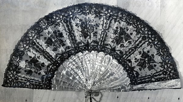 Fan, England, 1870.