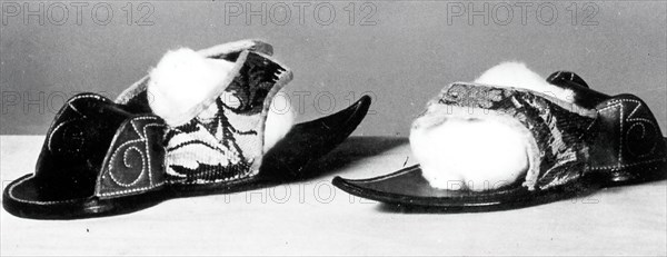 Pair of Pattens (Overshoes), England, 1720s.