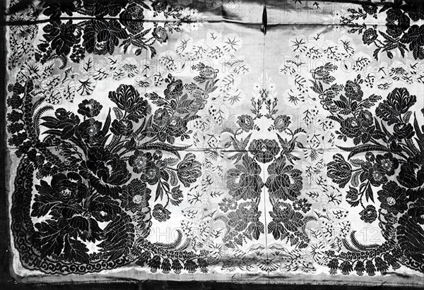 Shawl, England, c. 1860.