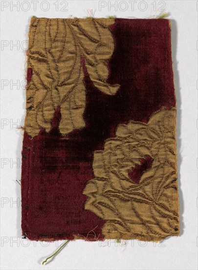 Matelasse (pieces from dress 1923.1639a), France, c. 1885.