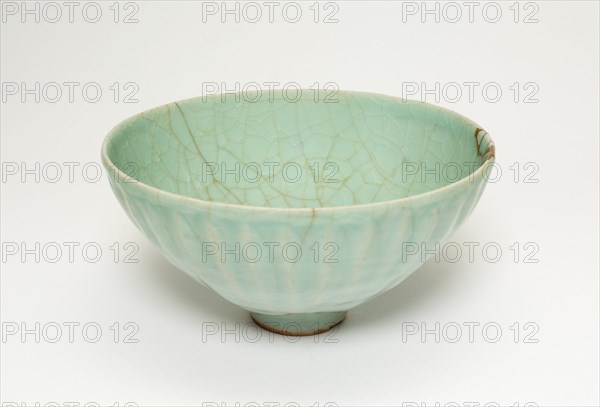 Fluted Bowl, Song dynasty (960-1279) or later.