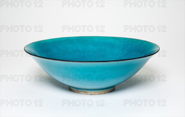 Bowl, Ming dynasty (1368-1644).