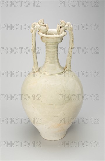 Dragon-Handled Amphora, Tang dynasty (A.D. 618-907), first half of 8th century.