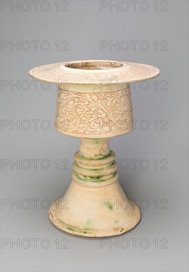 Incense Burner with Chrysanthemum and Knobbed Scrolls, Northern Song dynasty (960-1127), 11th century.