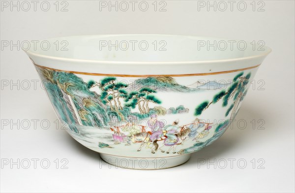 Famille-Rose Bowl, Qing dynasty (1644-1911), 19th century.