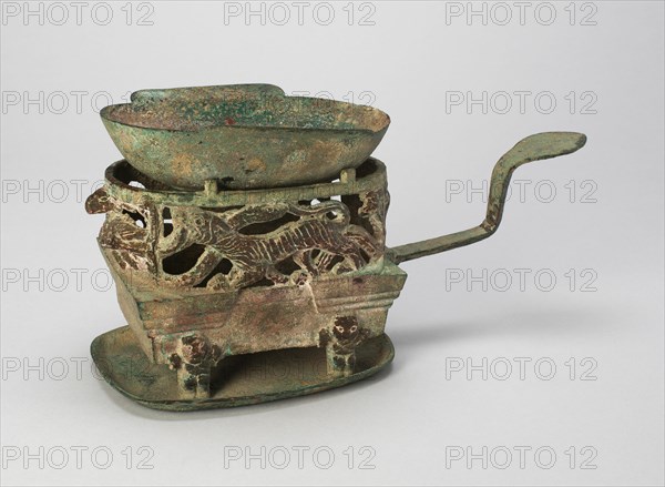 Pair of Braziers (Lu) with Eared Cups (Erbei), late Western Han or early Eastern Han, 1st century B.C./1st century A.D.