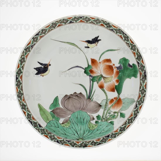 Plate with Lotus Blossoms and Kingfisher, Qing dynasty (1644-1911), Kangxi period (1662-1722).