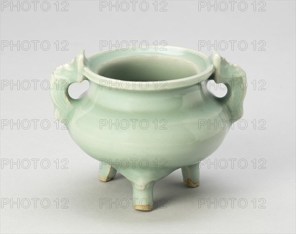 Tripod Incense Burner (Censer) with Monster-Head Feet and Loop Handles, Southern Song dynasty (1127-1279).