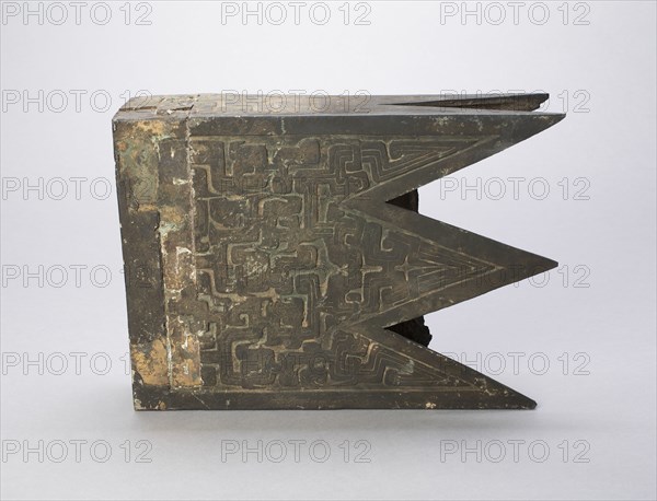 Architectural Fitting (Gong), Eastern Zhou dynasty, Spring and Autumn period (770-481 B.C.), 7th century B.C.