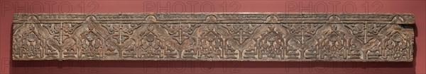 Fragment of an architectural molding, Morocco, Marinid dynasty (1244-1465), 14th century.