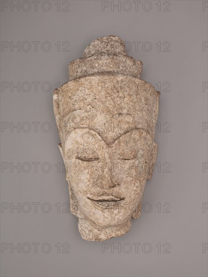 Crowned Head of a Bodhisattva, Ayutthaya period, late 17th century.