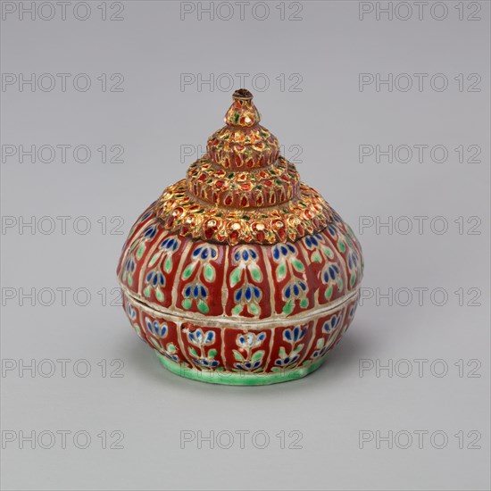 Bencharong (Five-Colored) Ware Miniature Jar with Tiered Cover, 19th century.