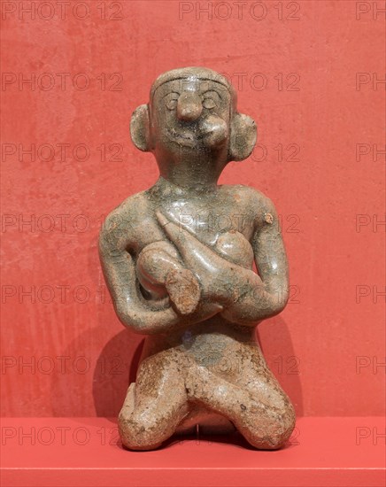 Figurine of a Mother and Child, 14th/16th century.