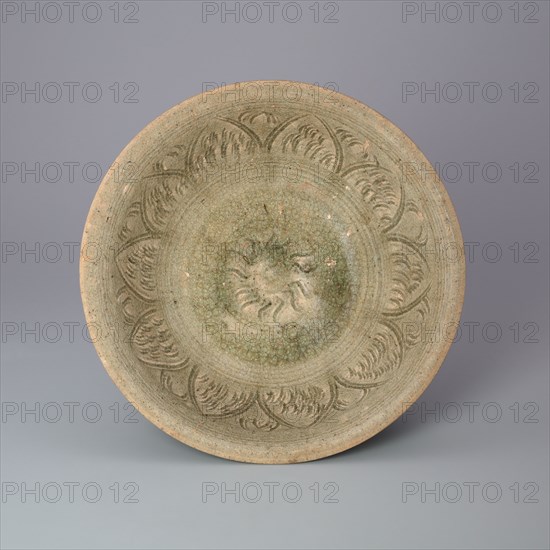 Sawankhalok Ware Stem Bowl with Incised Lotus Petal Design, 15th century.