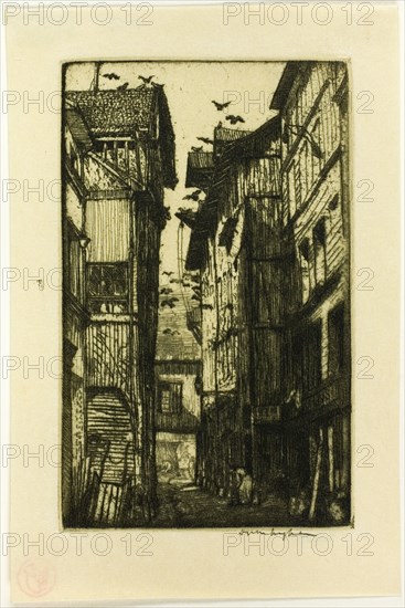 Ruelle des Pigeons, Rouen, 1903.