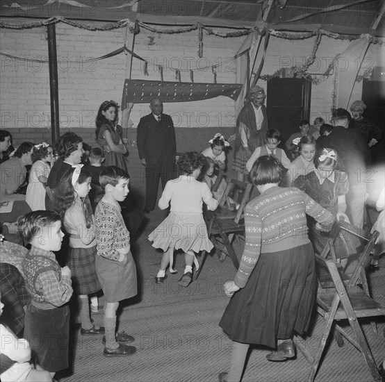 Thurleigh Airfield, Thurleigh, Bedfordfordshire, 19/12/1953. Creator: John Laing plc.