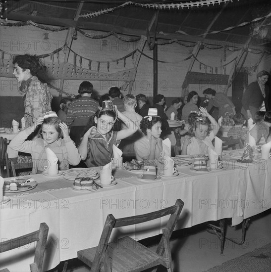 Thurleigh Airfield, Thurleigh, Bedfordfordshire, 19/12/1953. Creator: John Laing plc.