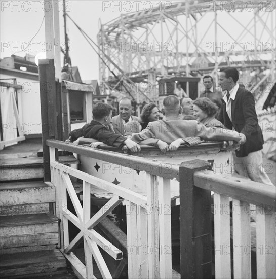 Whitley Bay, North Tyneside, 13/06/1953. Creator: John Laing plc.