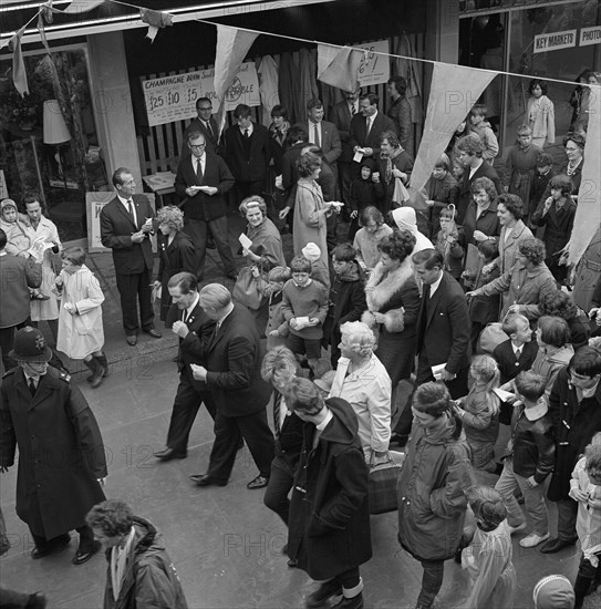 Yate Shopping Centre, Yate, South Gloucestershire, 25/09/1965. Creator: John Laing plc.