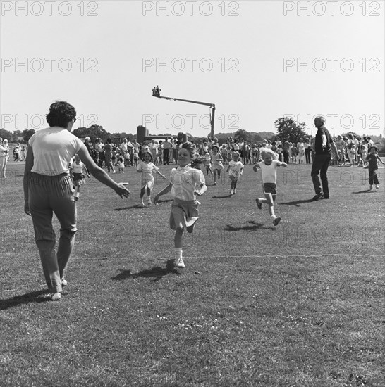 Laing Sports Ground, Rowley Lane, Elstree, Barnet, London, 21/06/1986. Creator: John Laing plc.