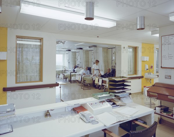 St George's Hospital, Blackshaw Road, Tooting, Wandsworth, London, 11/11/1988. Creator: John Laing plc.