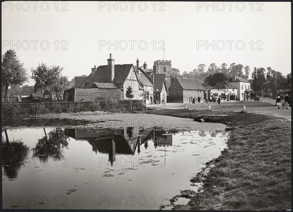 The Green, Chalfont St Giles, Chiltern, Buckinghamshire, 1925-1935. Creator: J Dixon Scott.