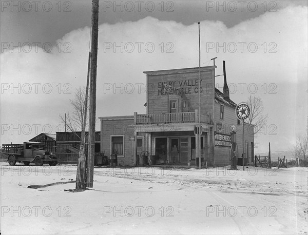 Grocery store, Widtsoe, Utah, 1936. Creator: Dorothea Lange.