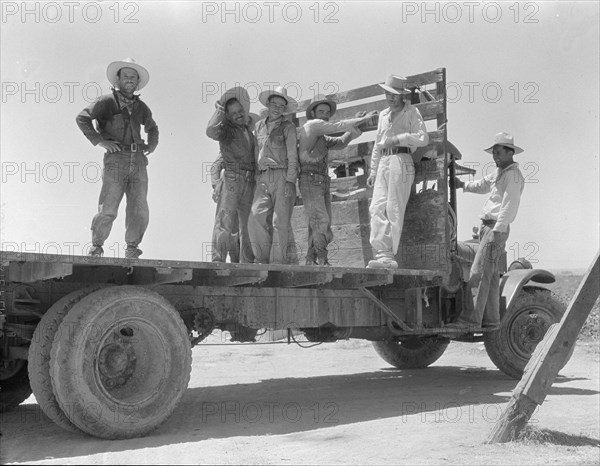 Off for the melon fields (Mexican labor), 1935. Creator: Dorothea Lange.