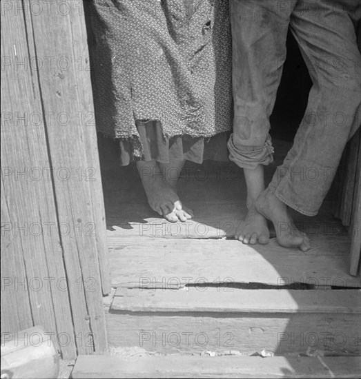 People living in miserable poverty, Elm Grove, Oklahoma County, Oklahoma, 1936. Creator: Dorothea Lange.