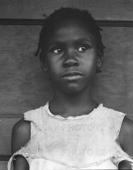 Negro girl, Hill House, Mississippi, 1936. Creator: Dorothea Lange.