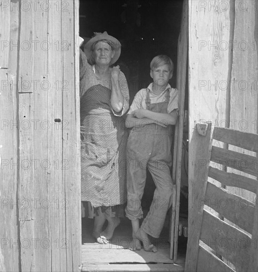 [Untitled]: Woman and boy, 1935. Creator: Dorothea Lange.