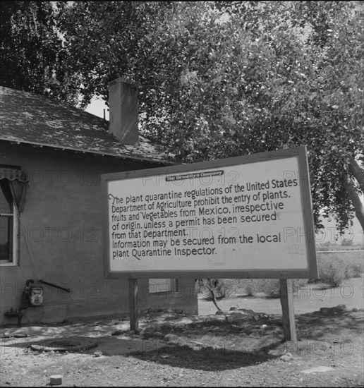 Sign at bridge between Juarez, Mexico and El Paso, Texas, 1937. Creator: Dorothea Lange.