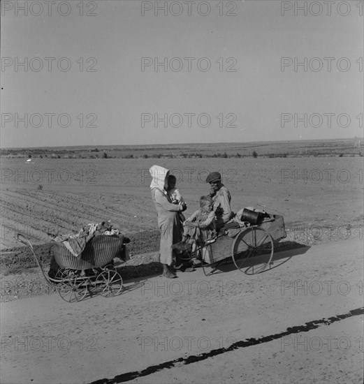 Flood refugee family near Memphis, Texas, 1937. Creator: Dorothea Lange.