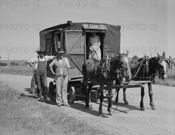 Bound for the wheat harvest, Southwestern Oklahoma, 1937. Creator: Dorothea Lange.