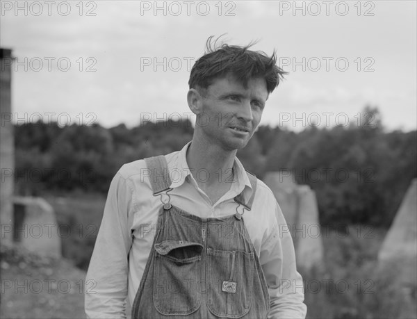 Man who worked in Fullerton, Louisiana lumber mill for fifteen years, 1937. Creator: Dorothea Lange.