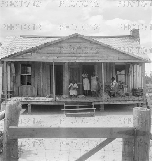 Tobacco sharecropper's home near Douglas, Georgia, 1938. Creator: Dorothea Lange.