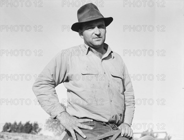 Purchase farm under Bankhead-Jones Act (Tenant Purchase), near Stockton, California, 1938. Creator: Dorothea Lange.