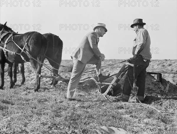 Purchasing farm under Bankhead-Jones Act, near Stockton, California, November 17, 1938. Creator: Dorothea Lange.