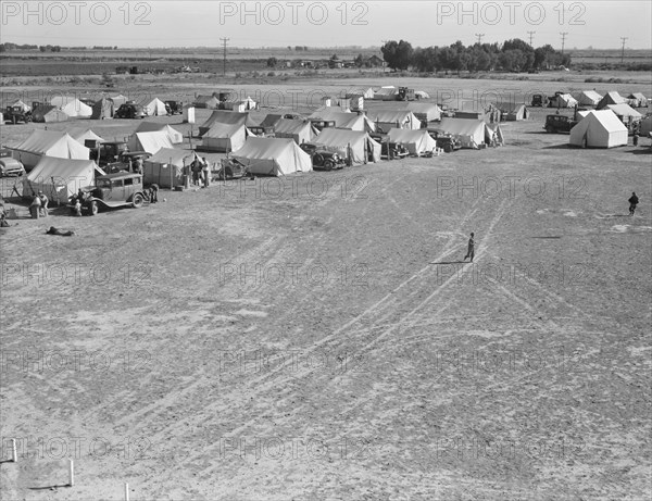 FSA migrant labor camp, Calipatria, Imperial Valley, California, 1939. Creator: Dorothea Lange.